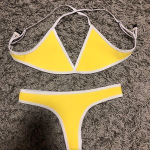 Yellow hoaka bikini